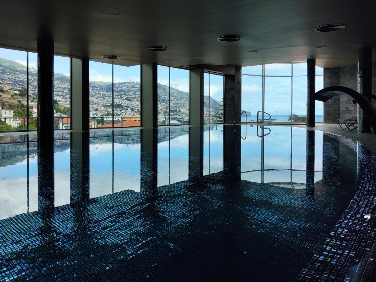 ホテル The Views Baia - Adults Only フンシャル エクステリア 写真